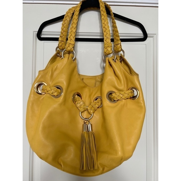 MICHAEL KORS SIGNATURE YELLOW HANDBAG - Picture 4 of 16